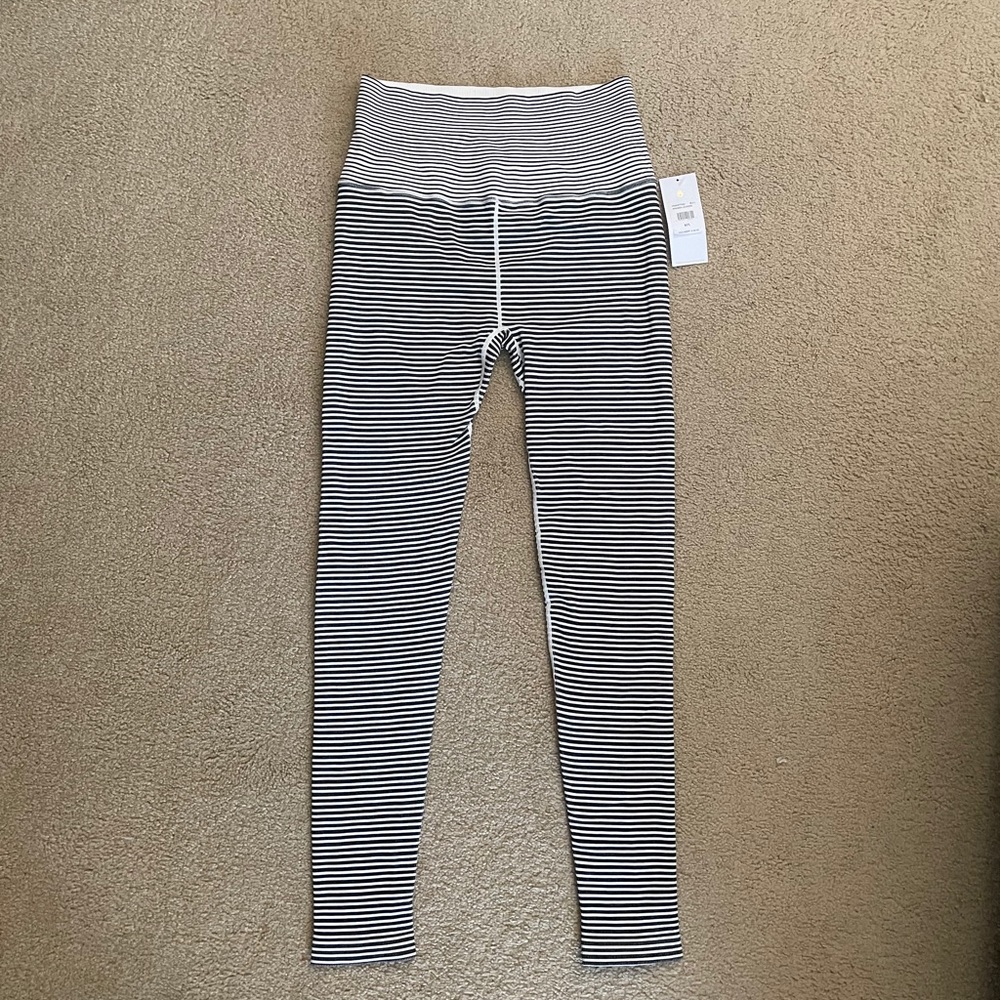 Spiritual Gangster leggings NWT